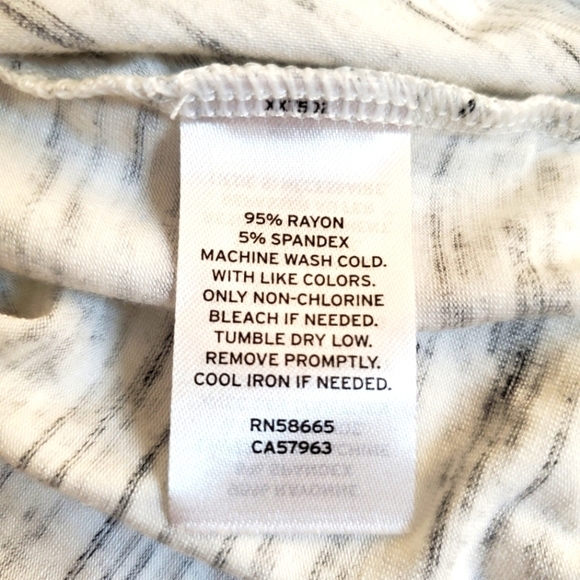 Zella Girl Heathered Twist Front Long Sleeve Hoodie Top - Picture 9 of 11